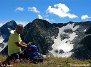 66 Da sfondo Monte Aga e Pizzo del Diavolo